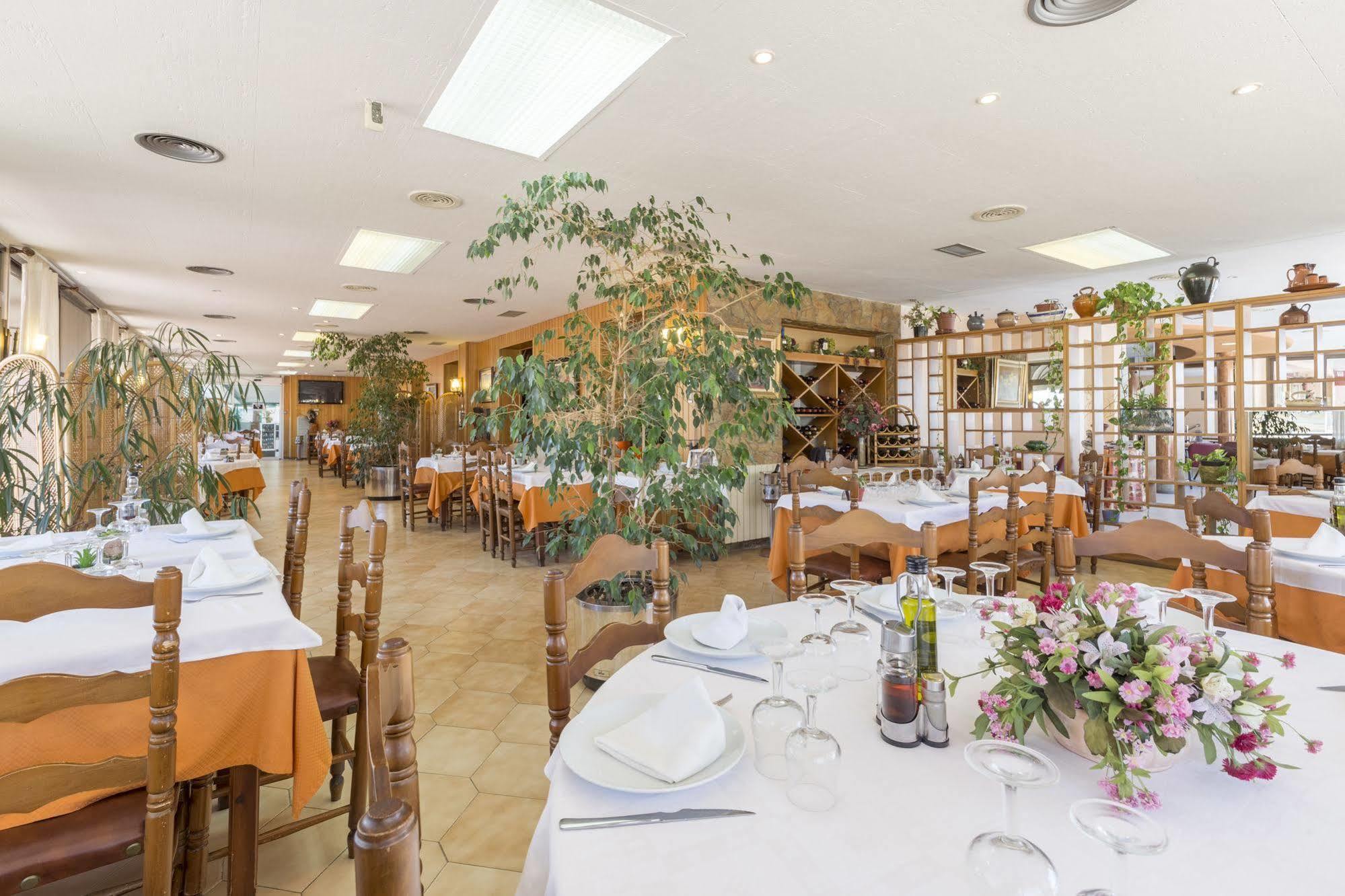 Vilafreser Hotel Sausa מראה חיצוני תמונה