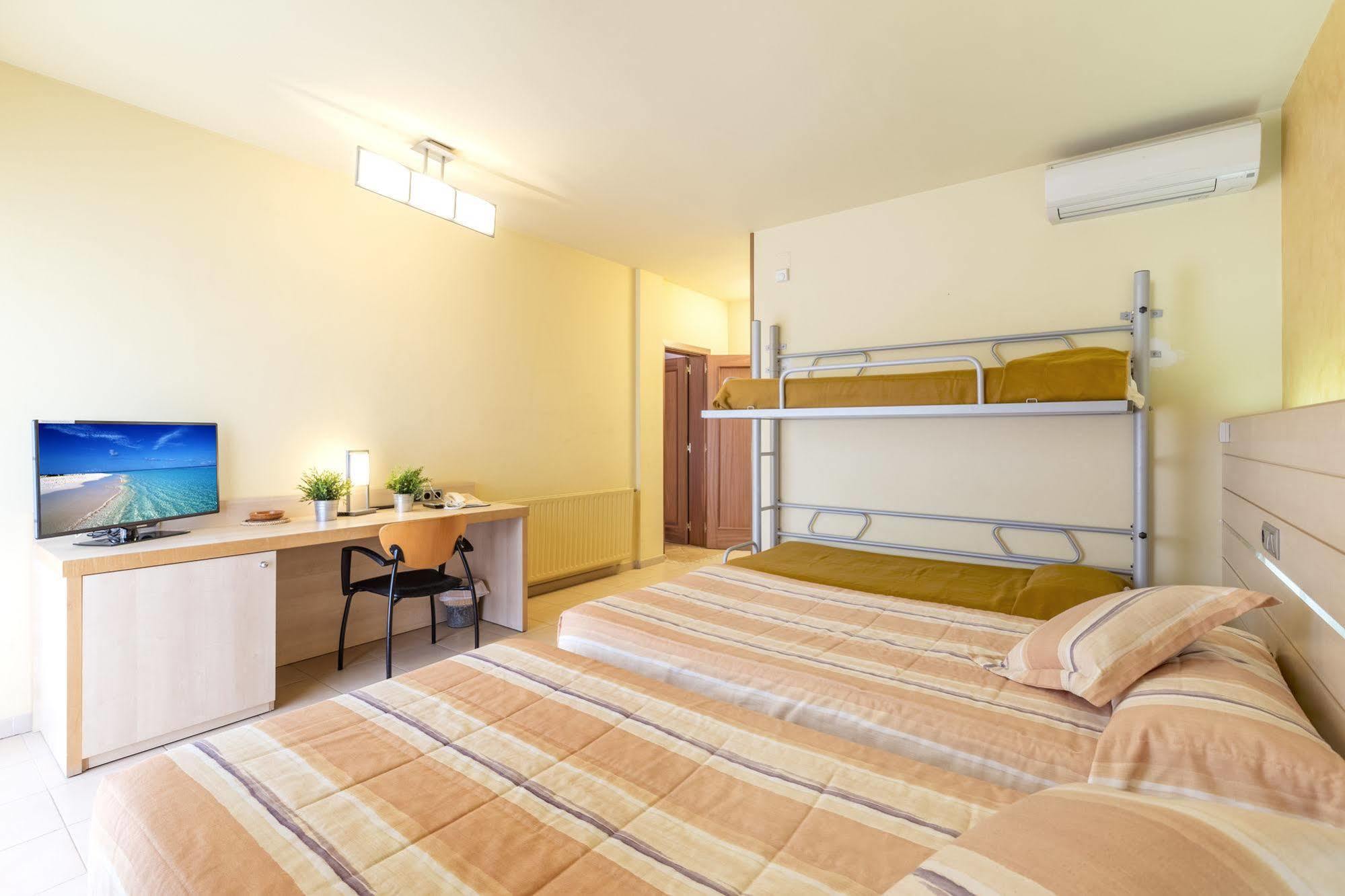 Vilafreser Hotel Sausa מראה חיצוני תמונה