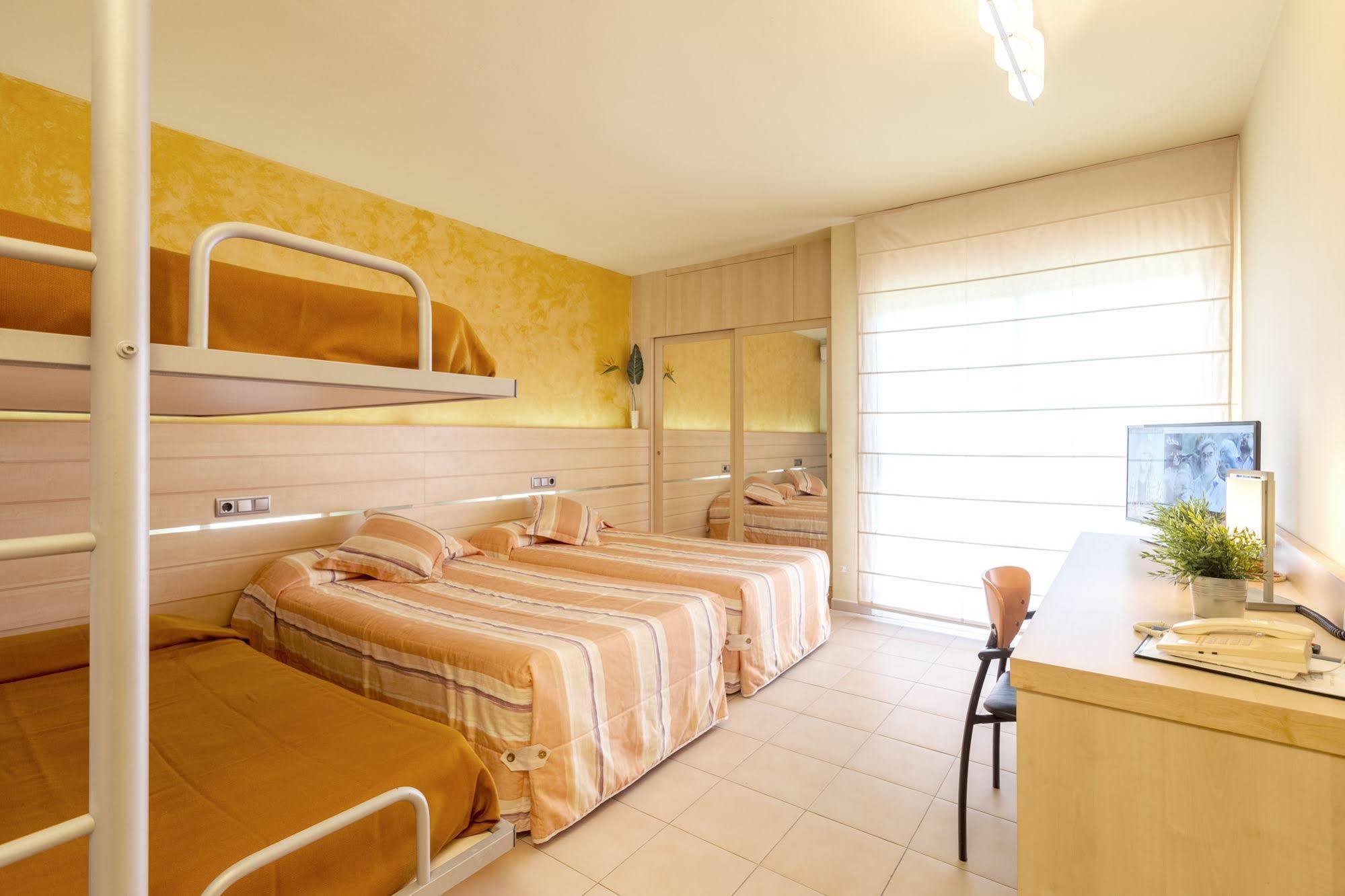 Vilafreser Hotel Sausa מראה חיצוני תמונה