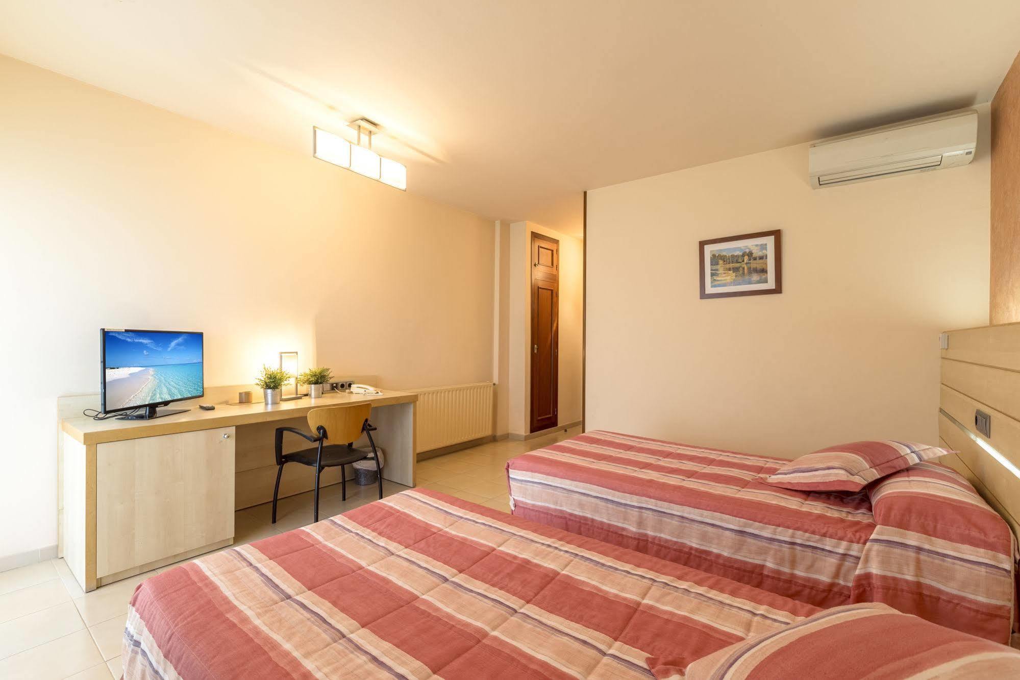 Vilafreser Hotel Sausa מראה חיצוני תמונה