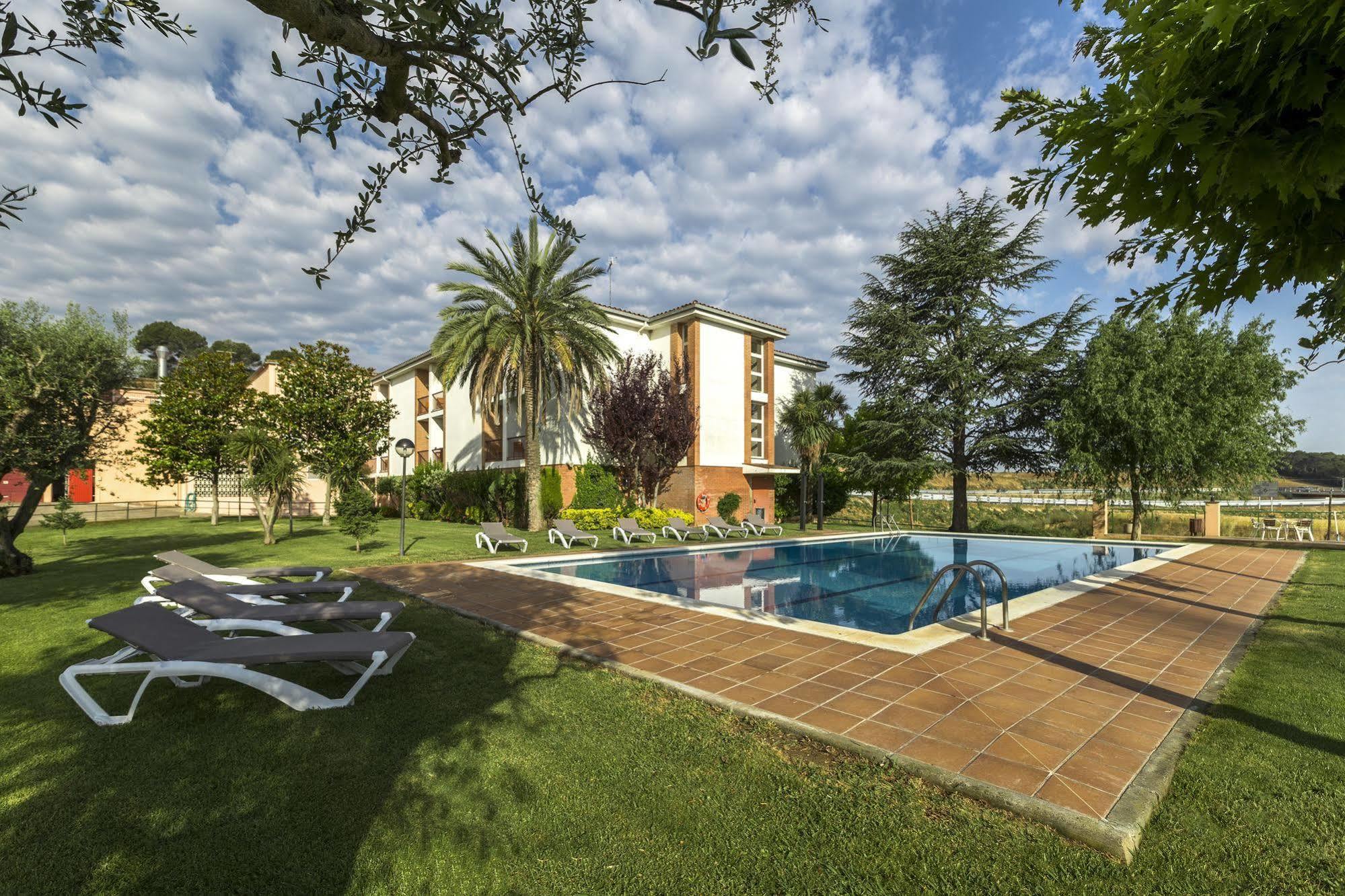 Vilafreser Hotel Sausa מראה חיצוני תמונה